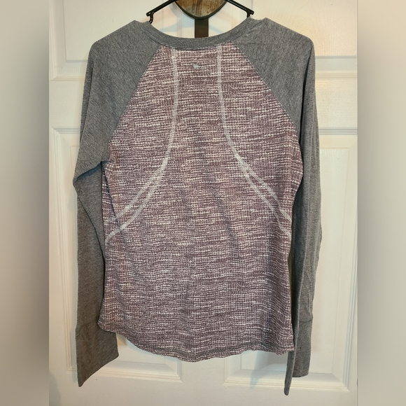 Tek Gear Men's Classic Long Sleeve Workout Shirt,Size: Medium Color: Grey/Purple - Picture 5 of 9